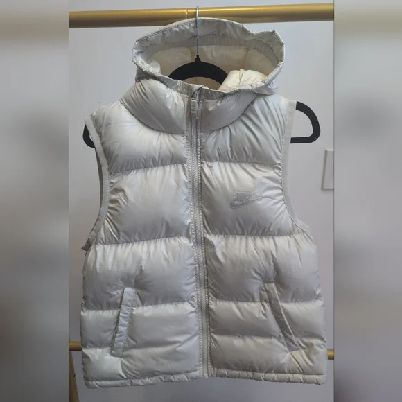 Nike Kid's White Therma Fit Puffer Vest Size Large NWOT